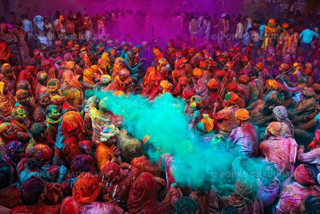 Holi-festival-yoganova-fr.jpg