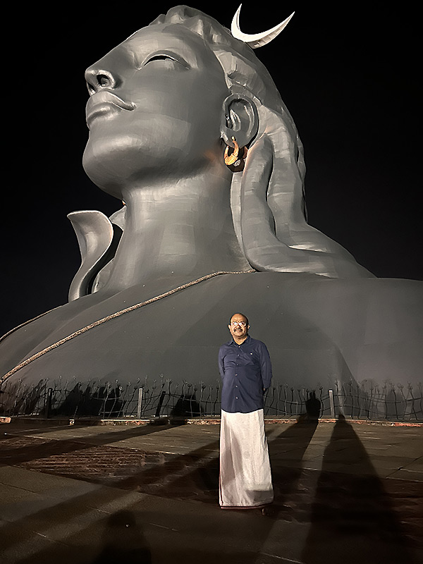 Shajesh à Isha avec moi