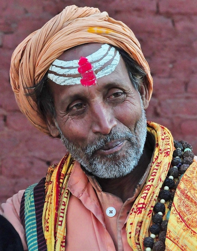 saddhu riant.jpg