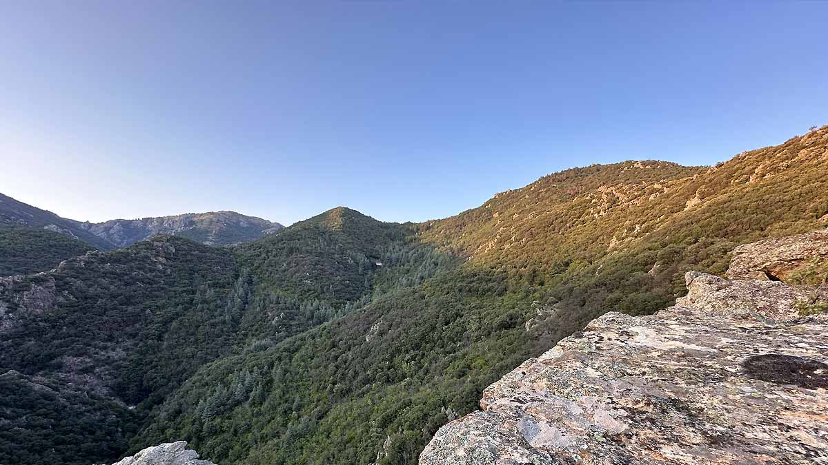Haimavati ashram – vue extérieure